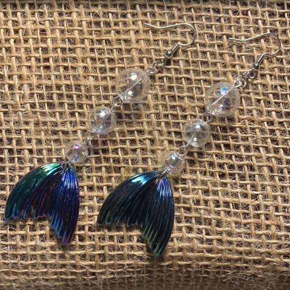 Nwt Handmade Mermaid Tail Earrings - Picture 1 of 1